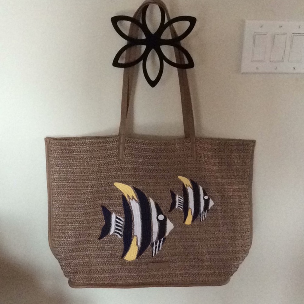 VERA BRADLEY FISH TOTE BAG